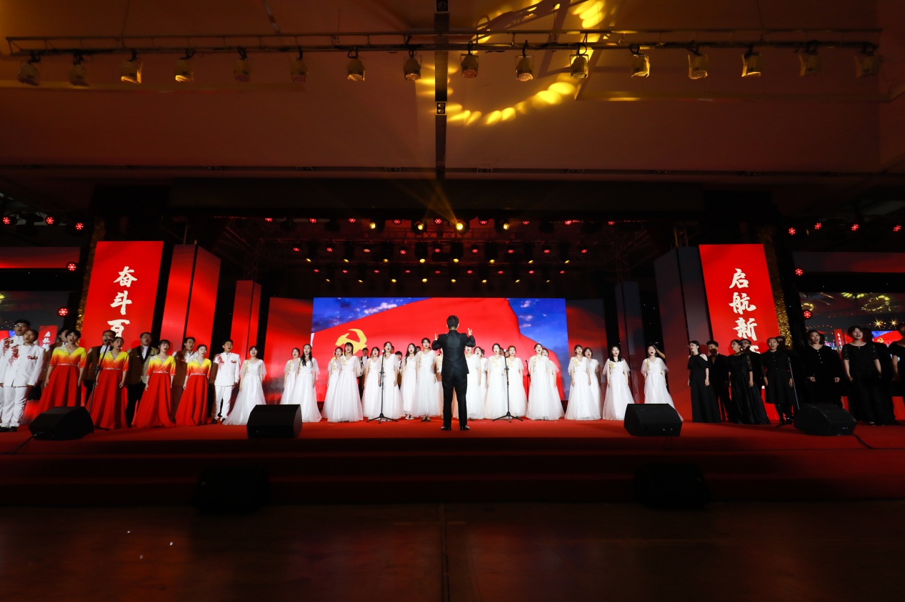 “永远跟党走”北京建筑大学庆祝中国共产党成立100周年文艺晚会举行